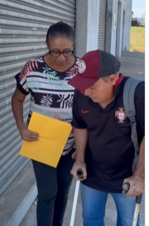 L2309004 Aproveitaram desse senhor sem saber quem ele era! parte2